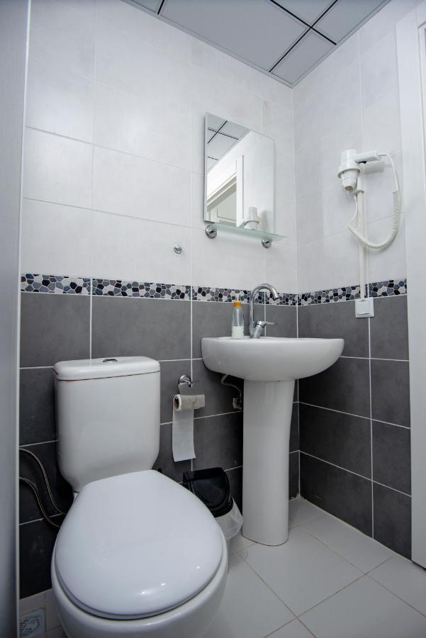 Arney Suites Eskisehir Exterior foto